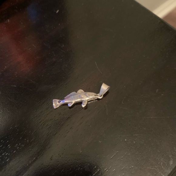 Reddish Charm - Picture 2 of 4